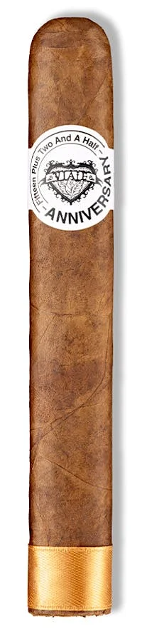 Viaje Fifteen Plus Two and a Half Anniversary Gold