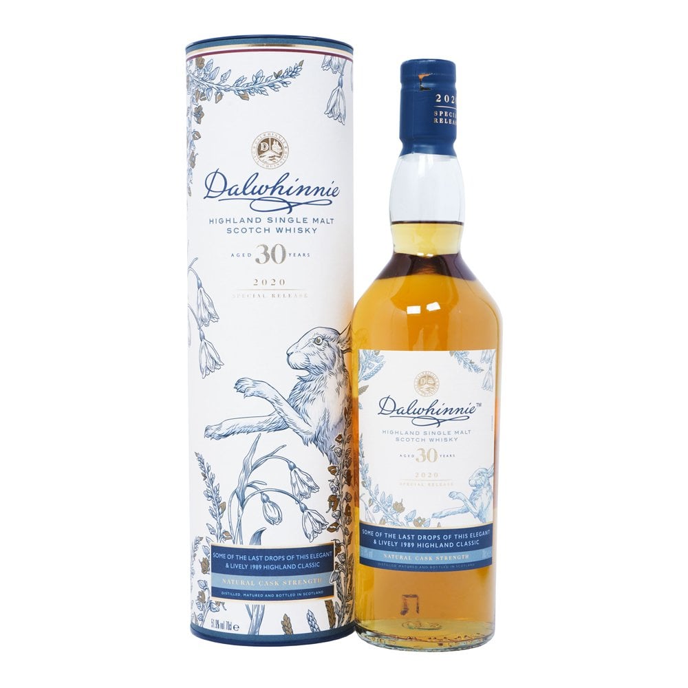 Dalwhinnie 30 Year Old - Premium Whiskey Review | Gentlemen Prestige